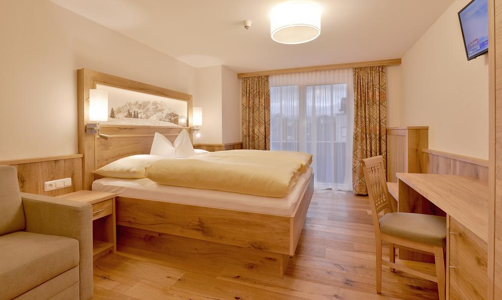 Garni Tirolerhof Hotel 3*
