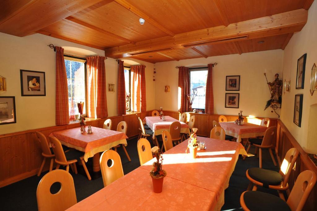 Garni Tirolerhof Hotel 3*